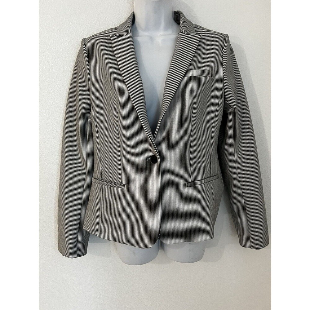 Banana Republic Navy Blue White Pinstripe Classic Fit Blazer Size 6 Excellent